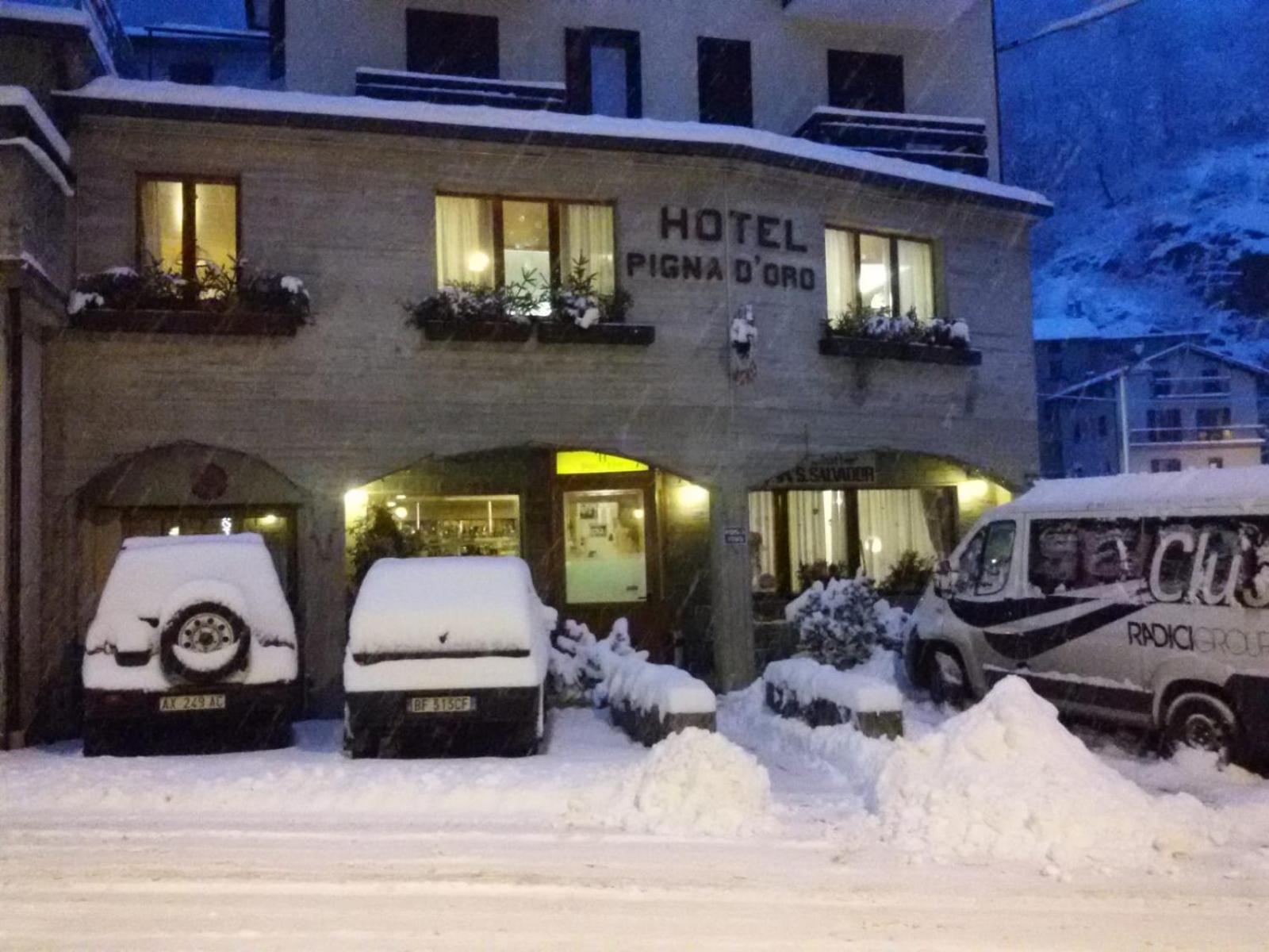 Hotel Pigna D'Oro Chiesa in Valmalenco Eksteriør bilde